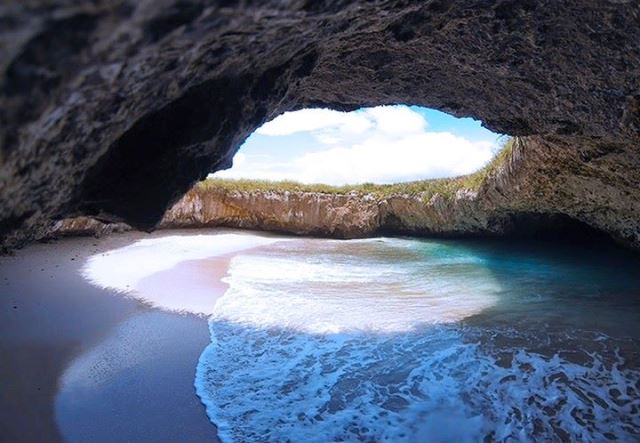 15894425_1355081317892445_1432449243532248331_n