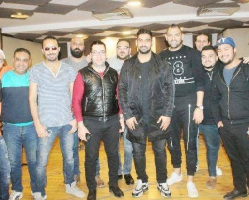 بالصور.. آدم يثير ضجة بإطلالته بعد غياب طويل (1)