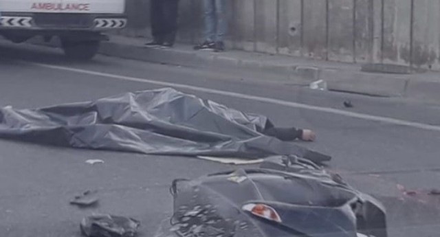 بالصور_ سيارة مسرعة صدمت مواطنا في الضبية.. والنتيجة مأساوية!