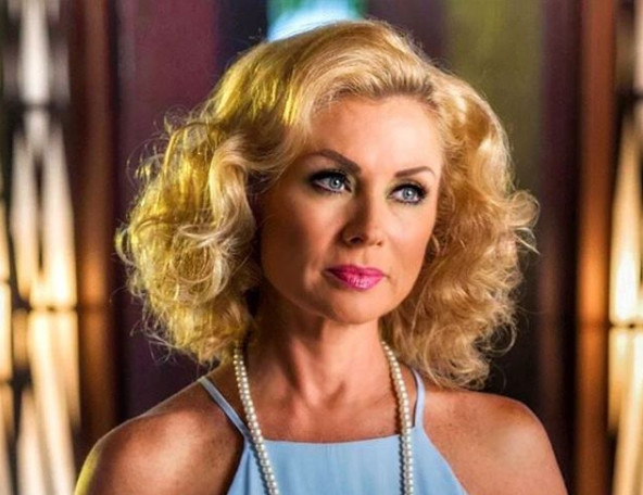 هل تذكرون _ازميرالدا_؟ شاهدوا كيف أصبحت الآن بعمر الـ 50! (1)