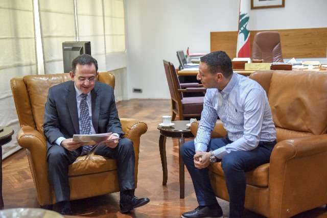 63faa60d-d50e-4997-ab88-bd99eda9a199