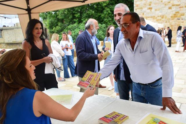 aafd52fd-634e-48a8-b13d-5ab9ab3f90a3