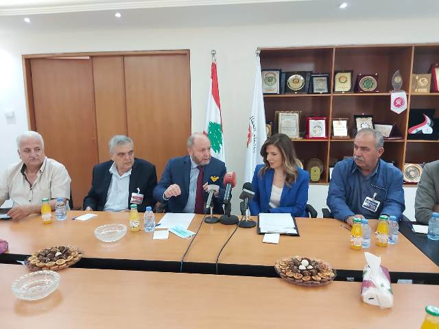 ae193c7e-ada7-44f7-a396-508a6b9f9b50 (1)