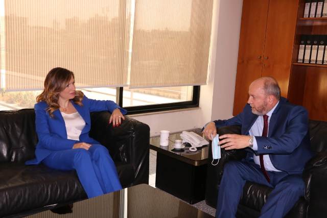 ae3ae850-e74d-4374-8ac6-94eb47a78aa6