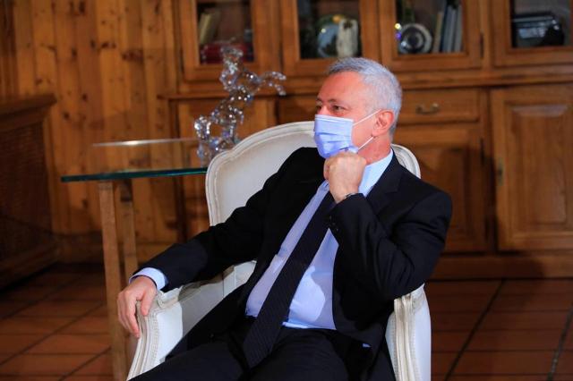 cee6b23e-0052-4684-8361-f8e36cec6e32