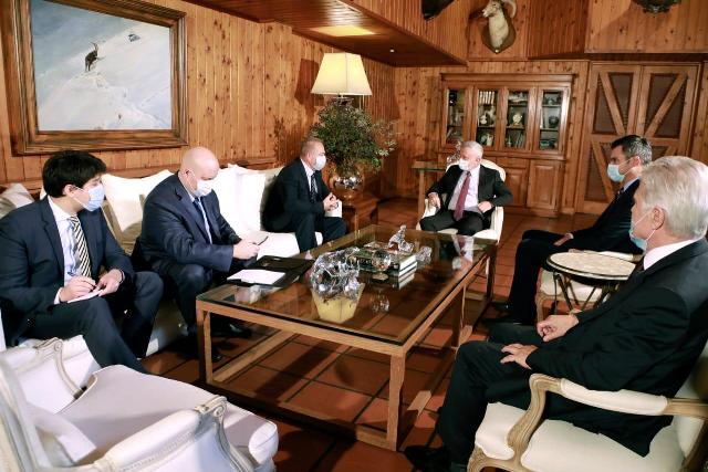 56c7880c-9290-4013-a80b-287805a6ec5a