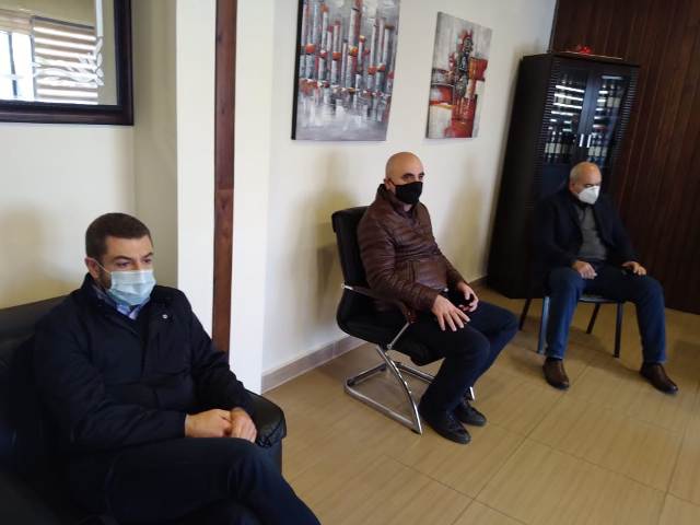 2fa1245d-3bfd-450d-8a0e-2a5da2f50602