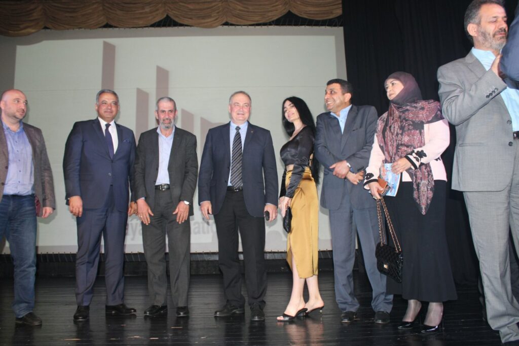 061812ee-c93b-4fcb-832d-03dfe8d47902