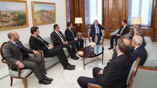 الوفد الوزاري اللبناني يلتقي بشار الأسد