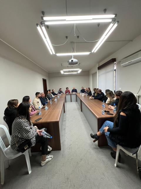 f1c5fa59-334a-407b-be47-de86c00dfe5f