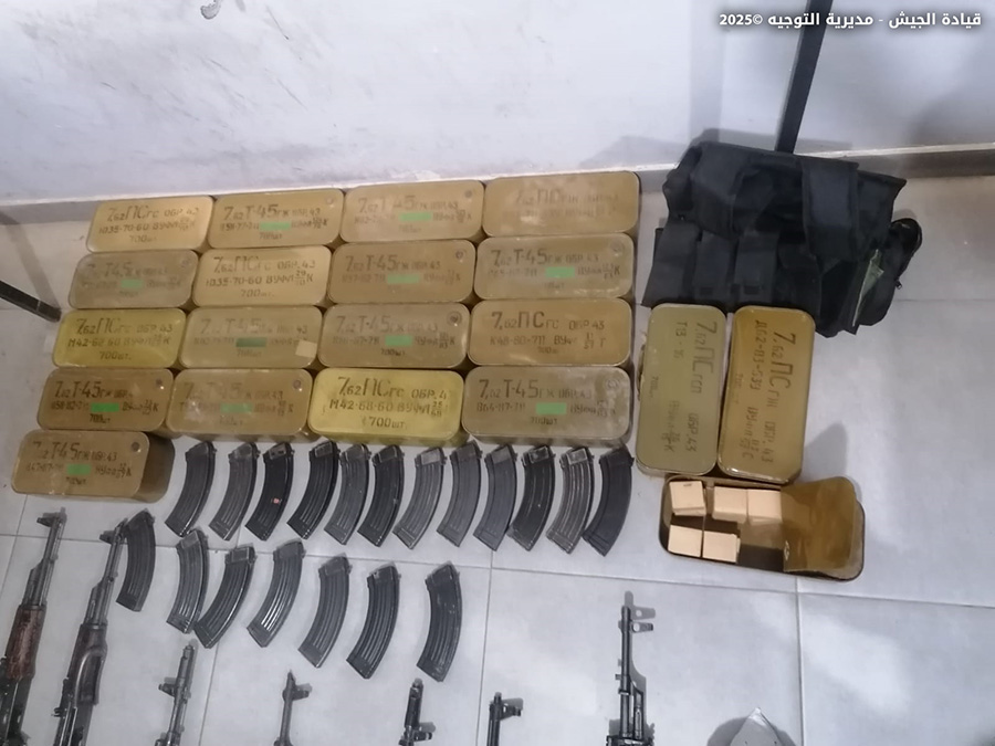 عملية دهم وتوقيف 3 مواطنين هذا ما ضبط بحوزتهم