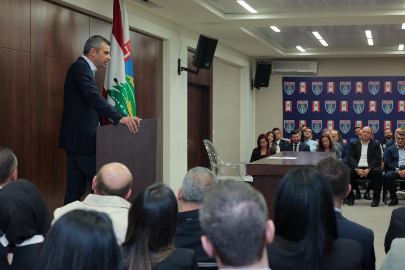 النائب فرنجيه معلنا دعم المحامي مروان ضاهر لمركز نقيب المحامين في طرابلس: هل تقدم أي نائب أو كتلة من الكتل التي توسعت بأصوات المغتربين بقانون أو مساءلة لتبيان مصير أموال المودعين ومنهم المغتربين؟