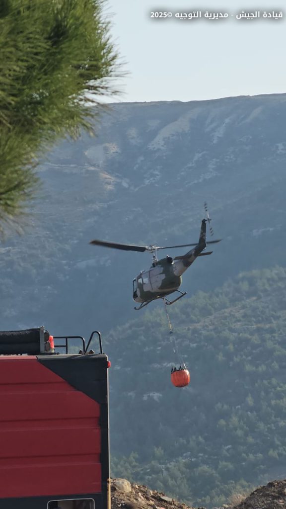 بالصور: إخماد حرائق في عدد من البلدات اللبنانية