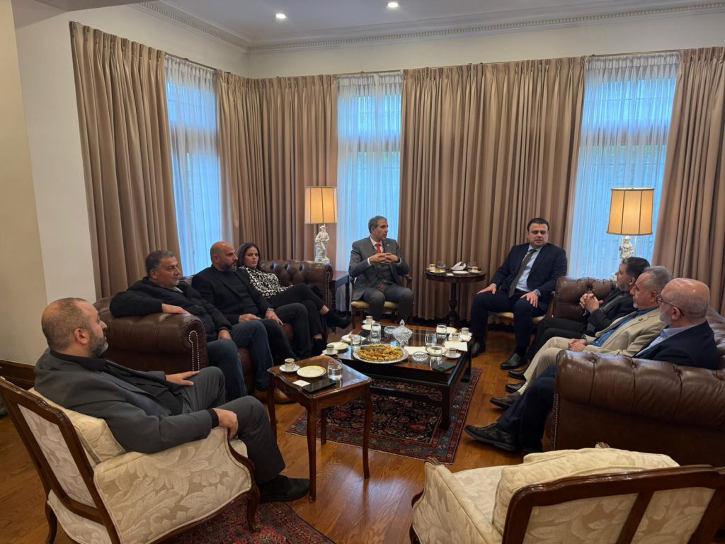 مرده كندا يشارك في الوفد الذي سلم السفير اللبناني في اوتاوا رسالة الى وزارة الخارجية والرؤساء الثلاثة حول القانون الانتخابي