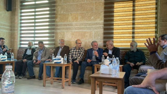 رفلي دياب معزيا باسم فرنجيه بالشيخ ابو حيدر محفوض