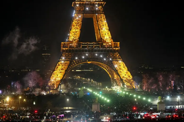 بالصور: احتفالات عالمية تستقبل عام 2026 بآمال السلام